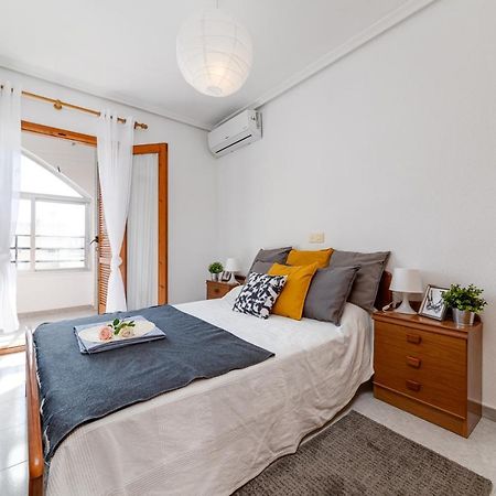 Cozy Apartment Near The Sea Torrevieja Kültér fotó