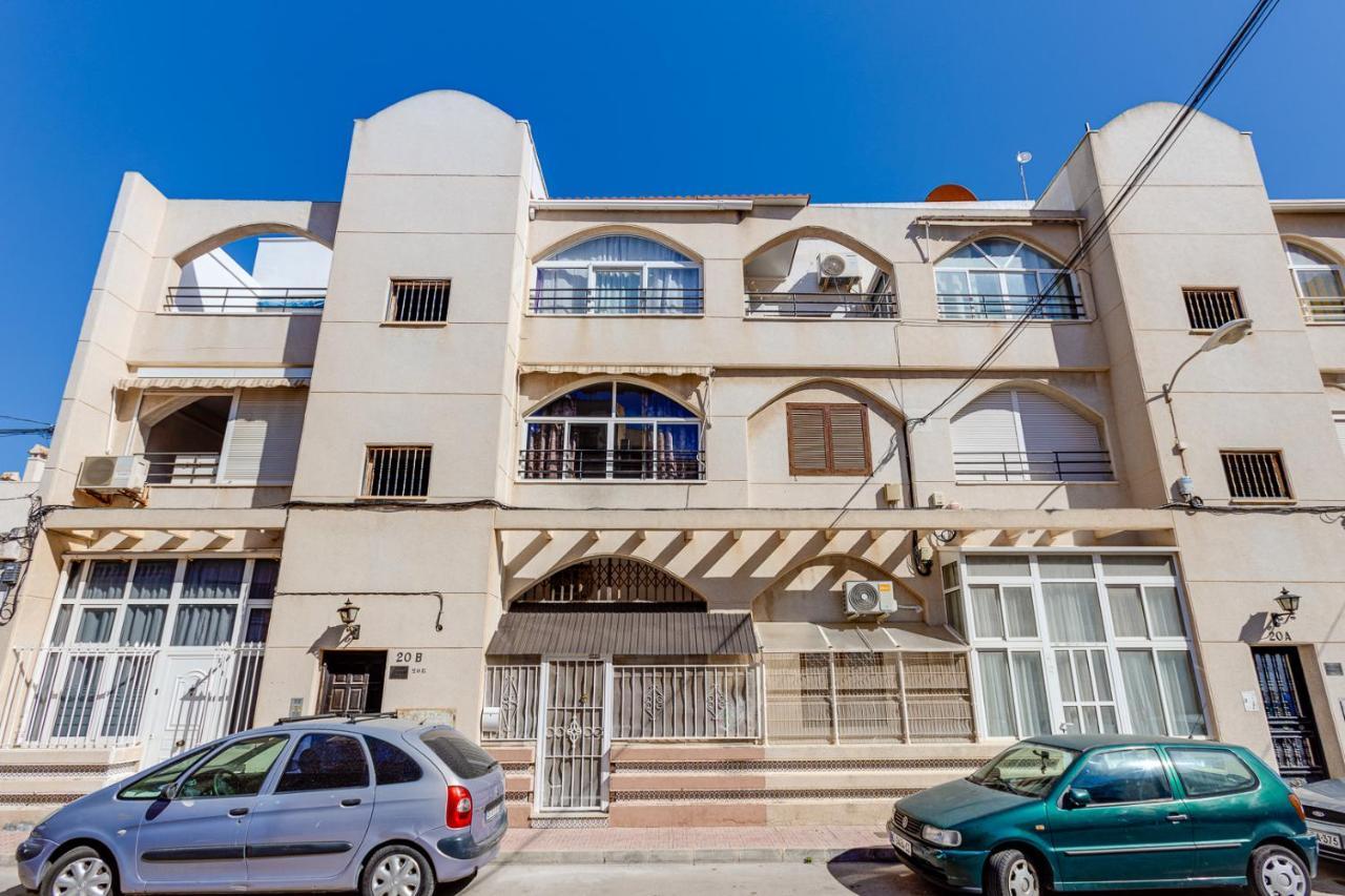 Cozy Apartment Near The Sea Torrevieja Kültér fotó