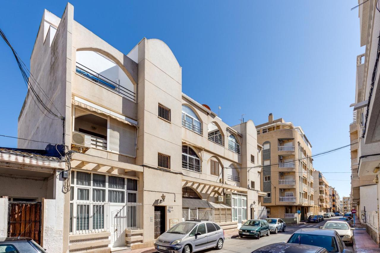 Cozy Apartment Near The Sea Torrevieja Kültér fotó