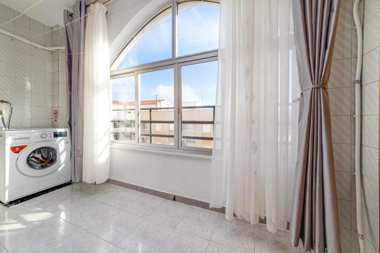 Cozy Apartment Near The Sea Torrevieja Kültér fotó
